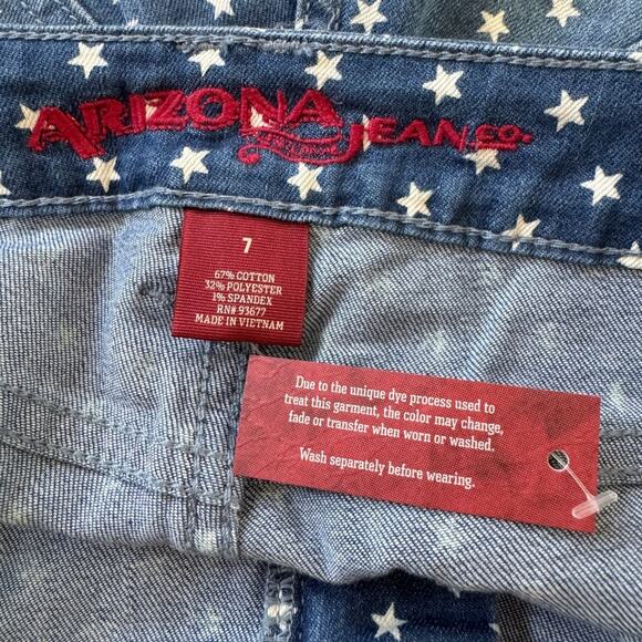 NWT Arizona Jean Co. Star Print Dark Denim Shorts - Picture 5 of 6